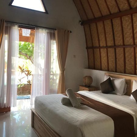 Q Rimbuk Bungalow Hotel Toyapakeh Ngoại thất bức ảnh