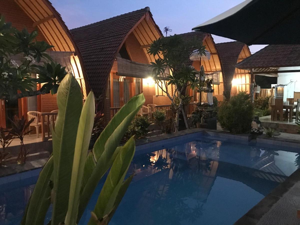 Q Rimbuk Bungalow Hotel Toyapakeh Ngoại thất bức ảnh